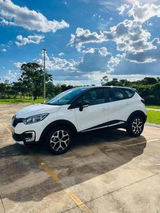 RENAULT CAPTUR 1.3 TCE FLEX ZEN X-TRONIC RENAULT CAPTUR 1.3 TCE FLEX ZEN X-TRONIC